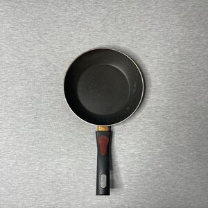 Mainstays Non-Stick Aluminum Red Frying Pan